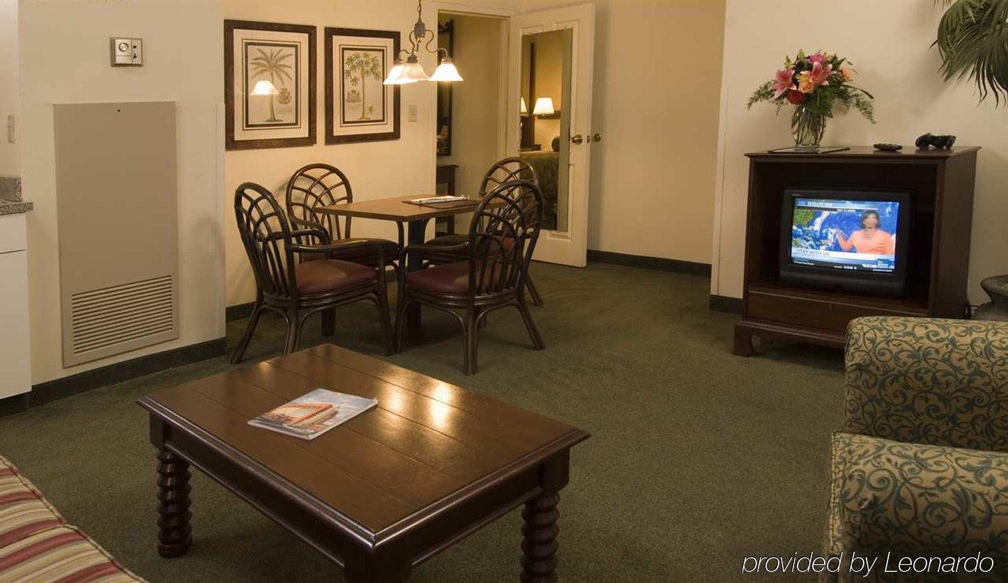 Embassy Suites Charleston - Historic District Ruang foto